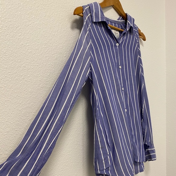 Rails Sadie Ocean Stripe Cold Shoulder Button Up - Picture 4 of 11